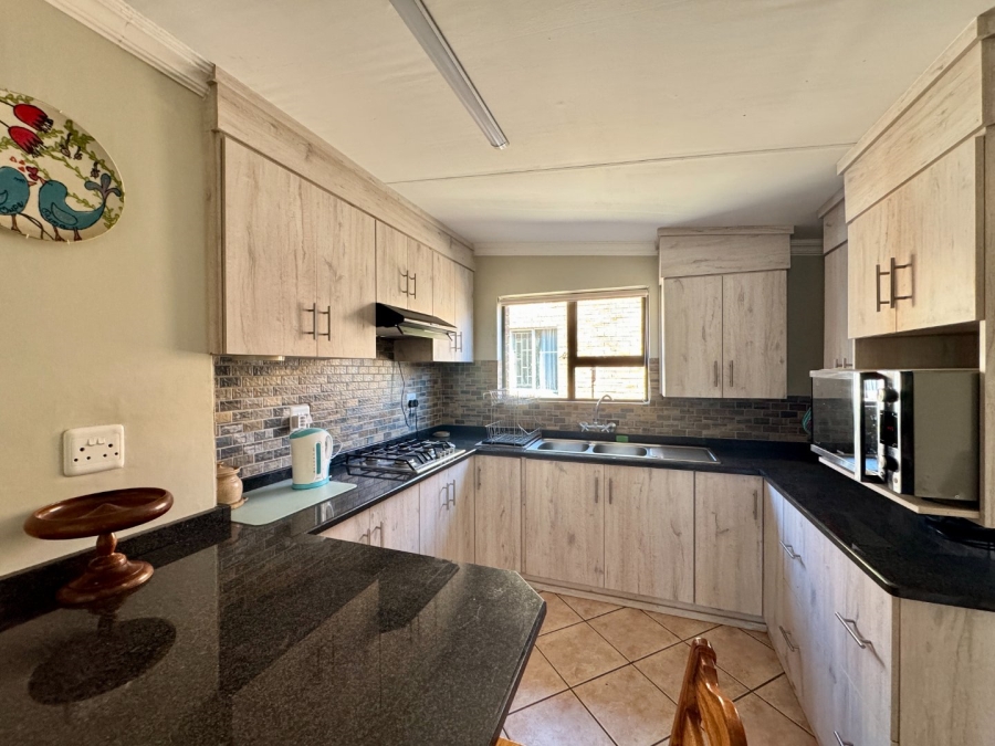 4 Bedroom Property for Sale in Lyttelton Manor Gauteng