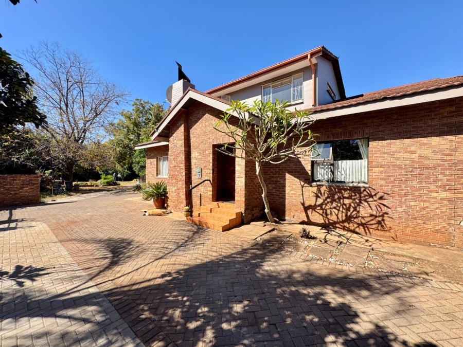 4 Bedroom Property for Sale in Lyttelton Manor Gauteng