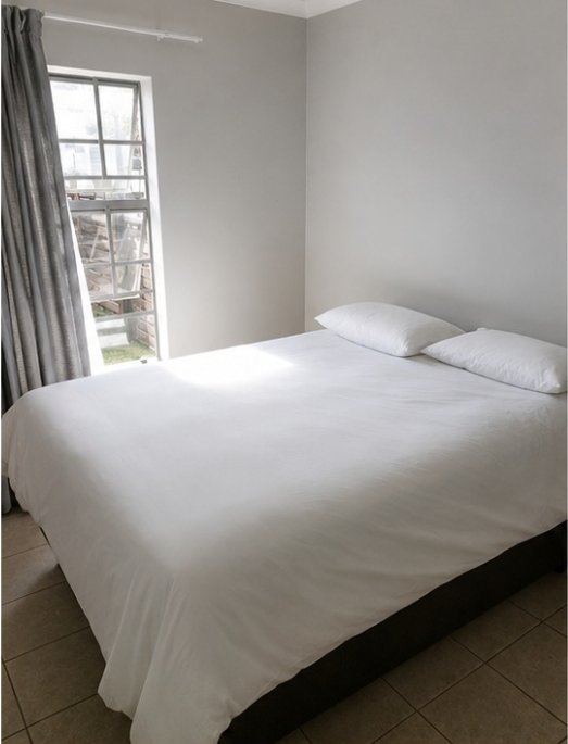 2 Bedroom Property for Sale in Noordwyk Gauteng