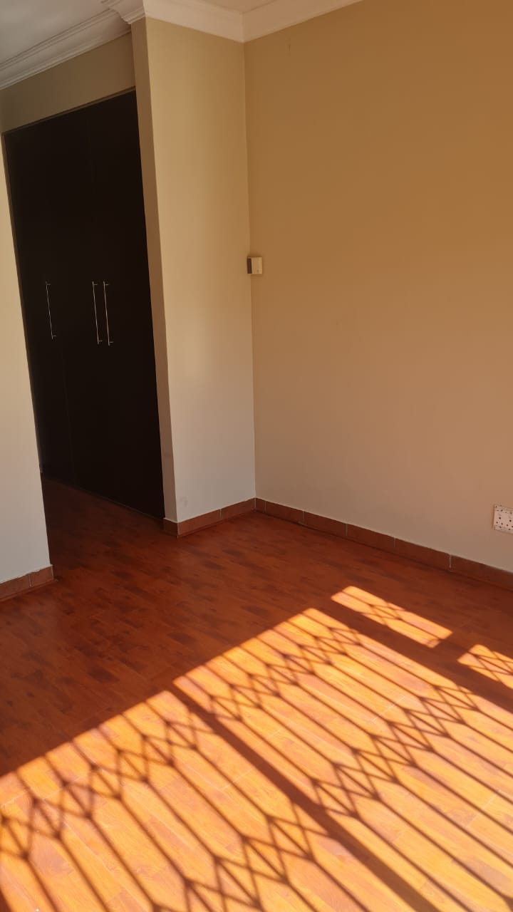  Bedroom Property for Sale in Annlin Gauteng