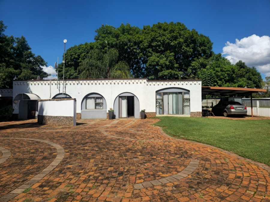 Commercial Property for Sale in Kameeldrift East Gauteng