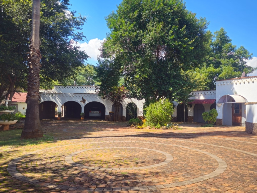 Commercial Property for Sale in Kameeldrift East Gauteng
