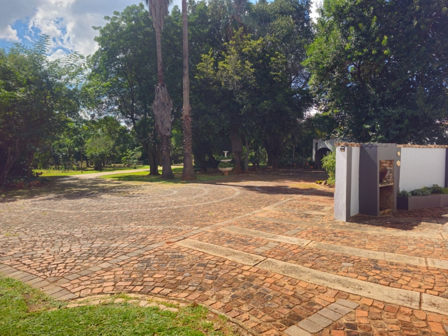 Commercial Property for Sale in Kameeldrift East Gauteng