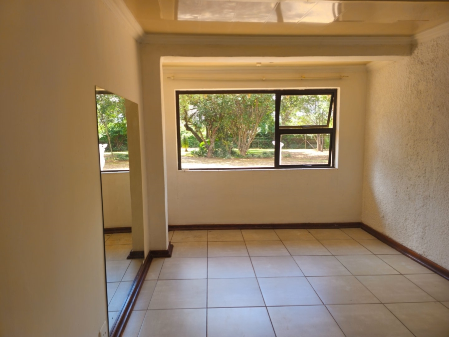 Commercial Property for Sale in Kameeldrift East Gauteng