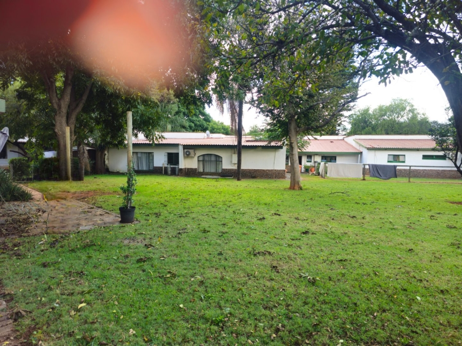Commercial Property for Sale in Kameeldrift East Gauteng