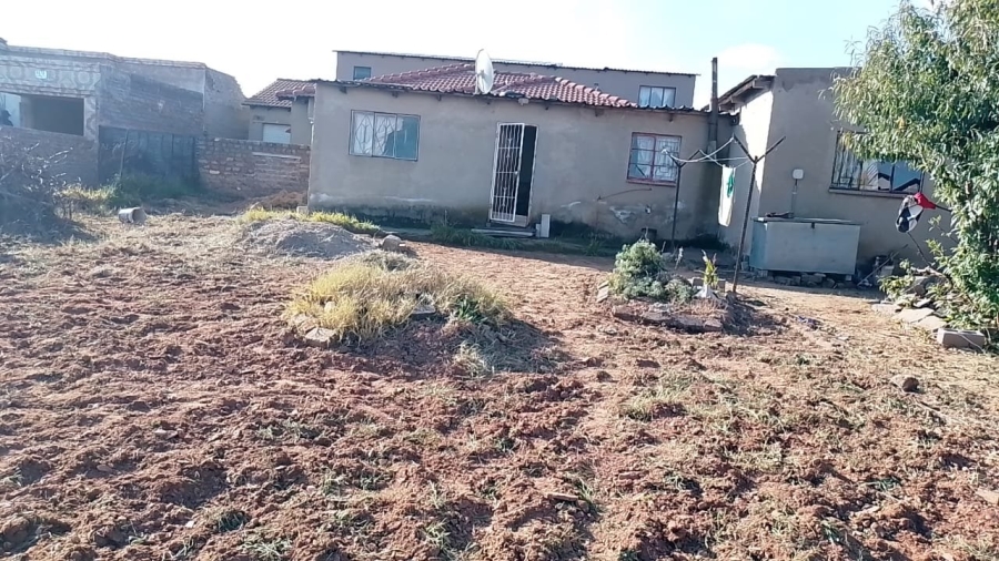 2 Bedroom Property for Sale in Mohlakeng Gauteng