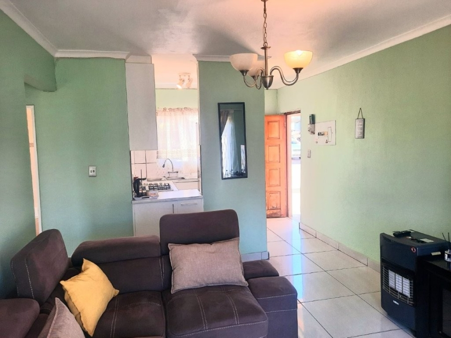 2 Bedroom Property for Sale in Wilgeheuwel Gauteng