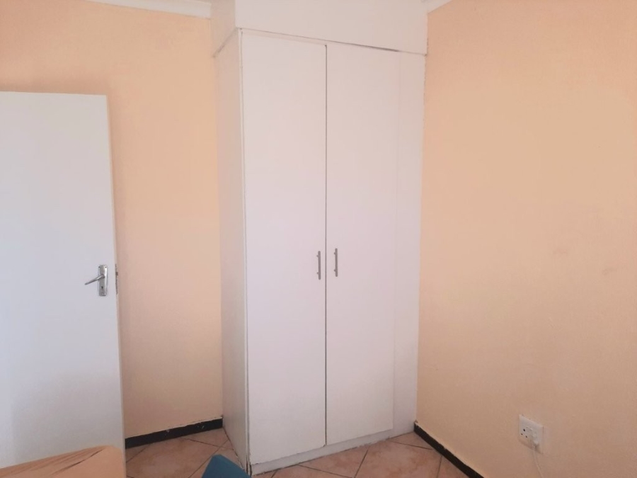 2 Bedroom Property for Sale in Wilgeheuwel Gauteng