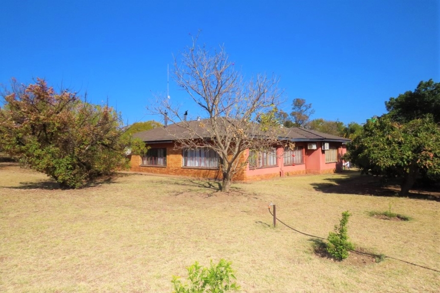 Commercial Property for Sale in Grootvaly AH Gauteng
