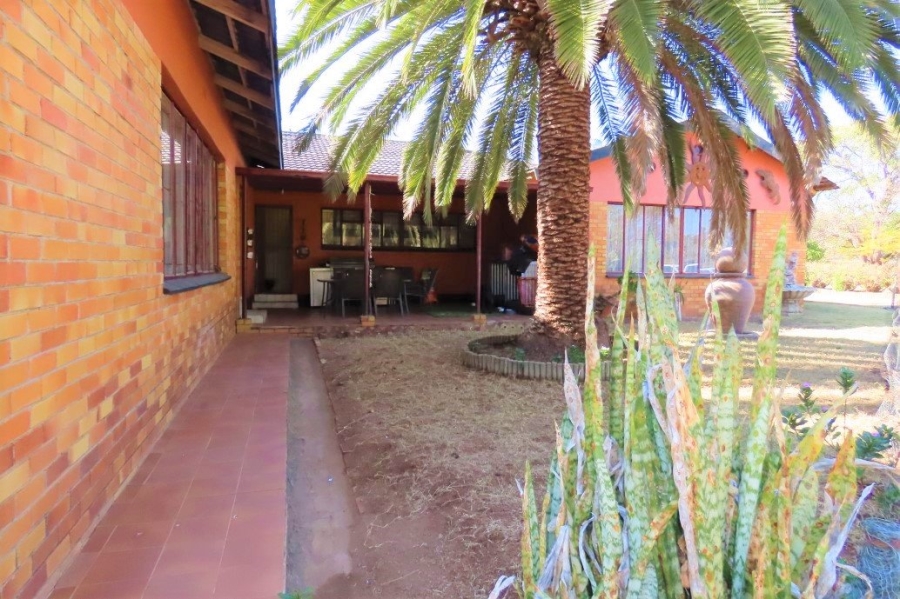 Commercial Property for Sale in Grootvaly AH Gauteng