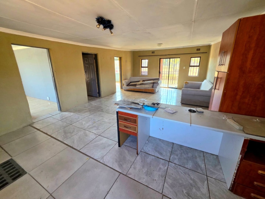 Commercial Property for Sale in Grootvaly AH Gauteng