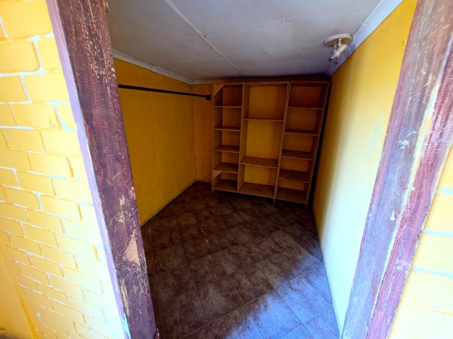 Commercial Property for Sale in Grootvaly AH Gauteng