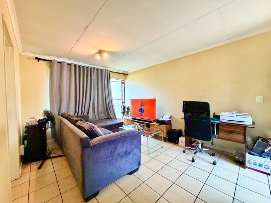 1 Bedroom Property for Sale in Esther Park Gauteng