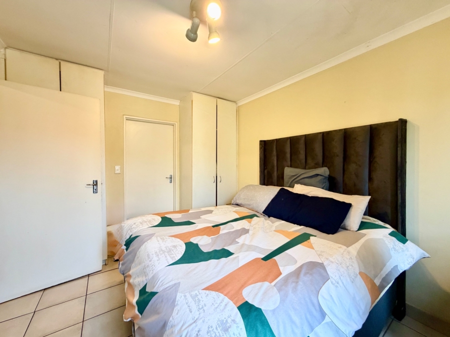 1 Bedroom Property for Sale in Esther Park Gauteng