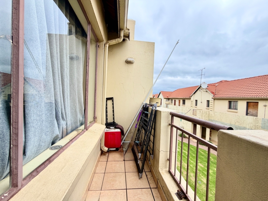 1 Bedroom Property for Sale in Esther Park Gauteng
