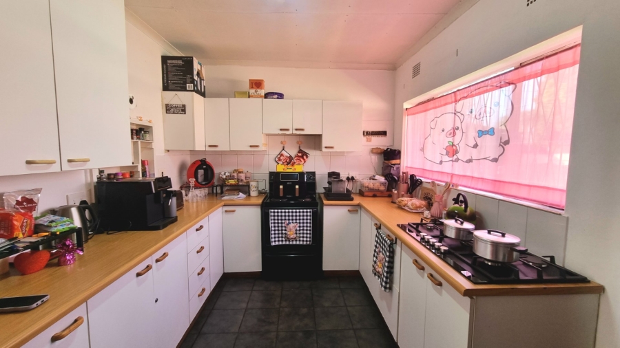 3 Bedroom Property for Sale in Edelweiss Gauteng