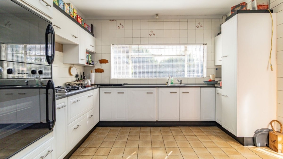4 Bedroom Property for Sale in Malvern East Gauteng