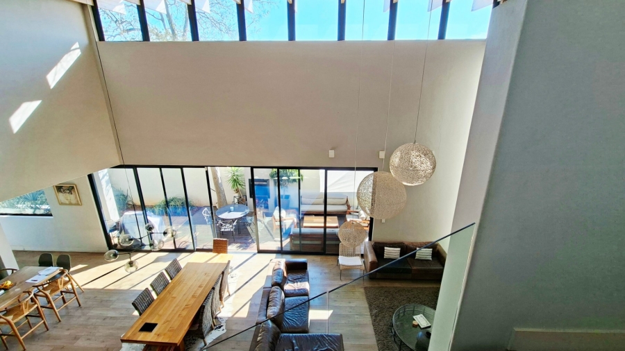 4 Bedroom Property for Sale in Waterkloof Gauteng