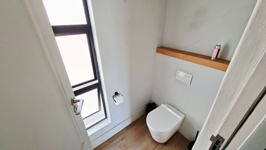 4 Bedroom Property for Sale in Waterkloof Gauteng