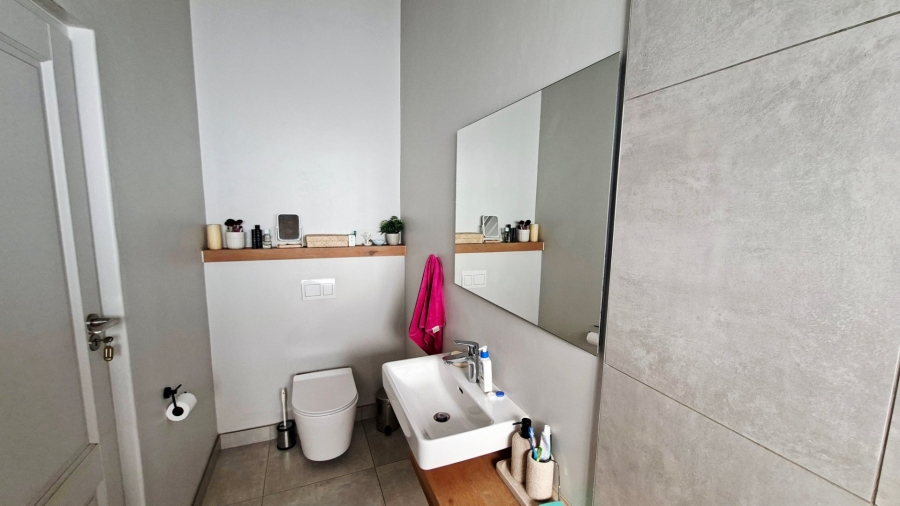 4 Bedroom Property for Sale in Waterkloof Gauteng