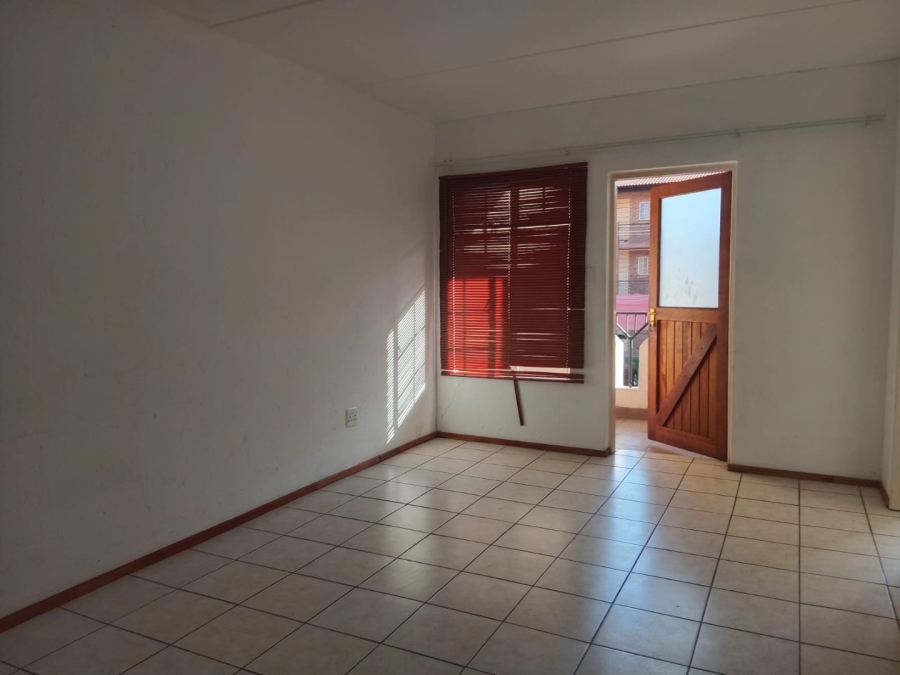 2 Bedroom Property for Sale in Comet Gauteng