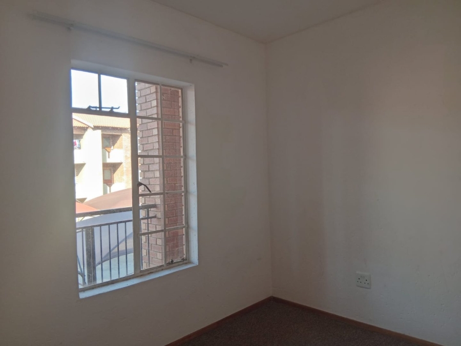 2 Bedroom Property for Sale in Comet Gauteng