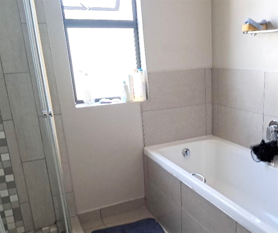 3 Bedroom Property for Sale in Equestria Gauteng