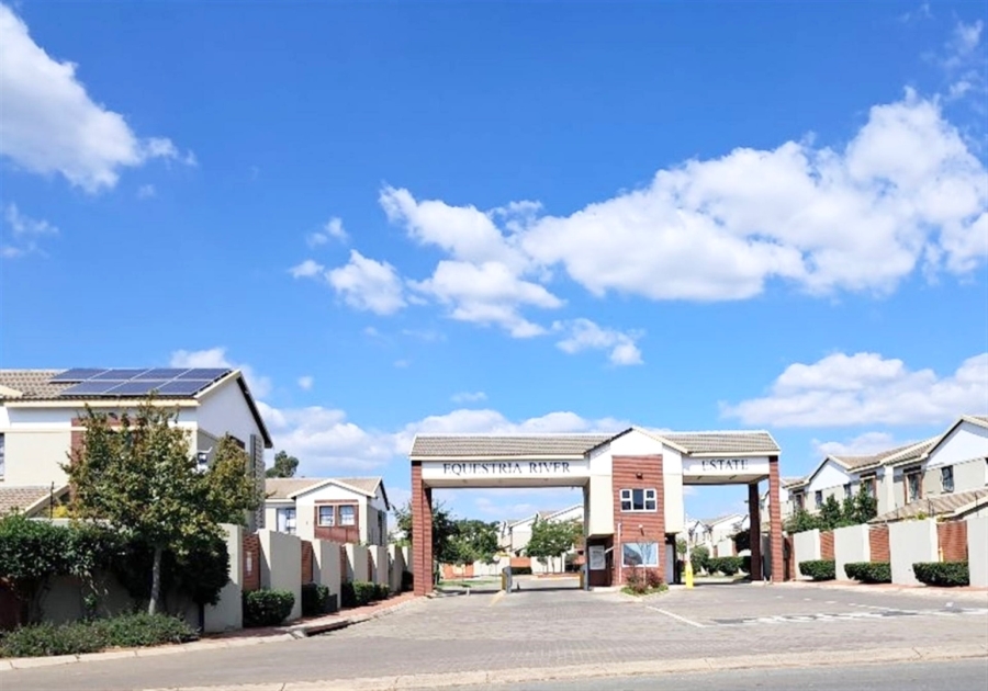 3 Bedroom Property for Sale in Equestria Gauteng