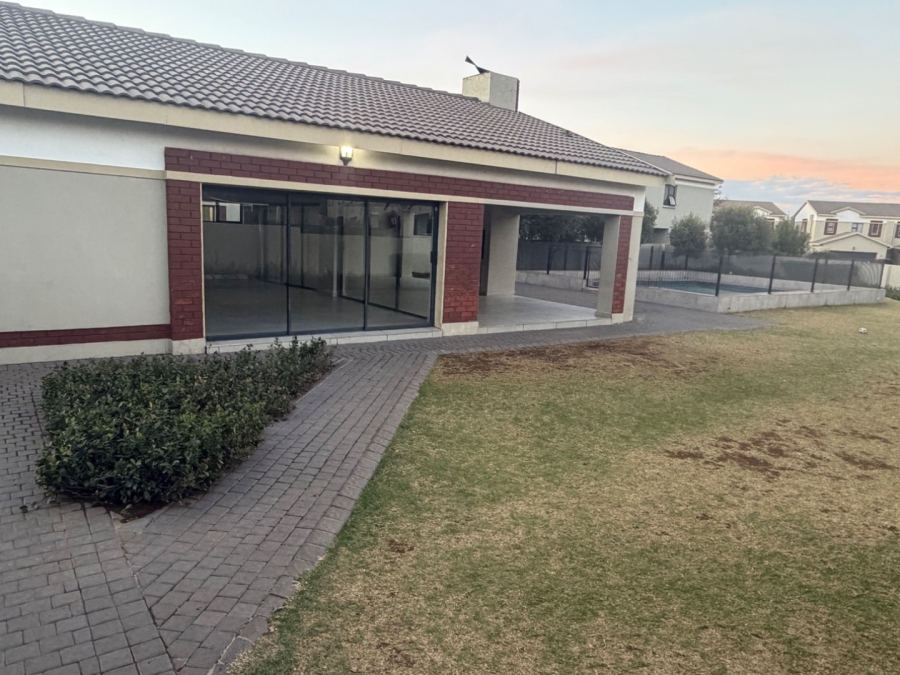 3 Bedroom Property for Sale in Equestria Gauteng