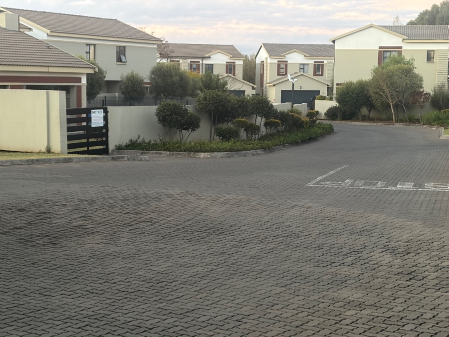 3 Bedroom Property for Sale in Equestria Gauteng