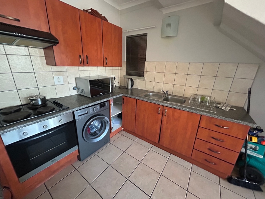 2 Bedroom Property for Sale in Erand Gardens Gauteng