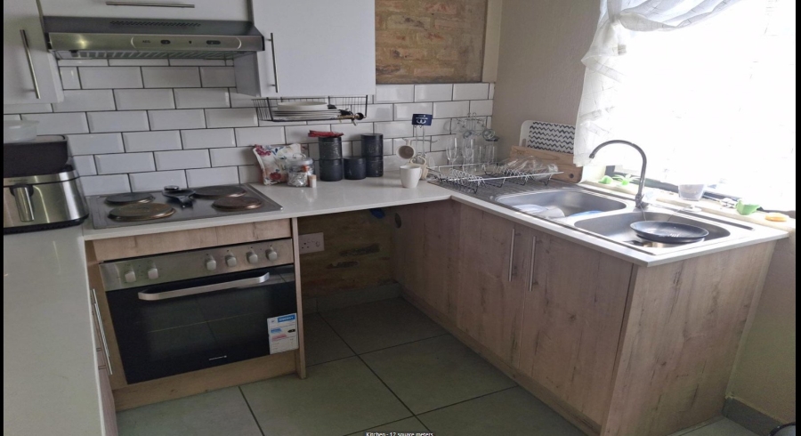 2 Bedroom Property for Sale in Pomona Gauteng