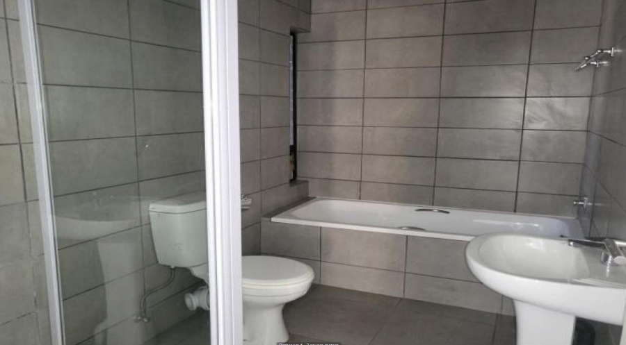 2 Bedroom Property for Sale in Pomona Gauteng