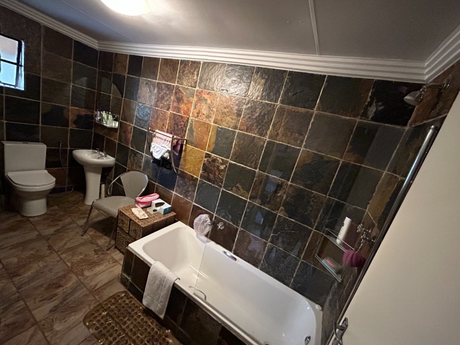 Commercial Property for Sale in Olivedale Gauteng