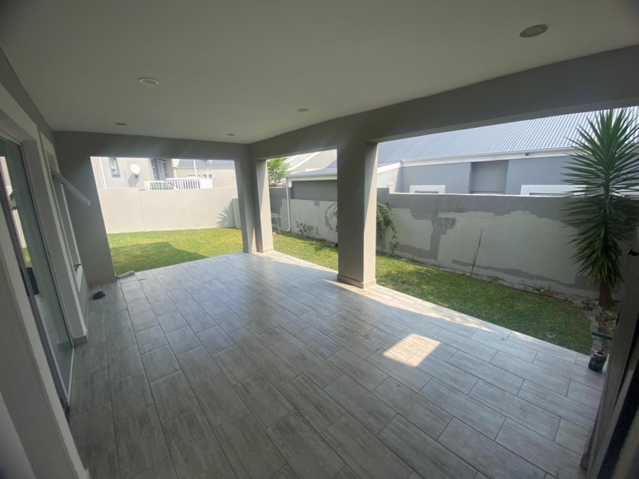 To Let 3 Bedroom Property for Rent in Leisure Bay Estate Gauteng