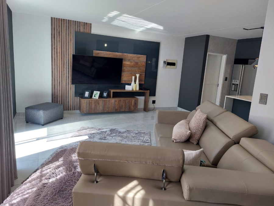 3 Bedroom Property for Sale in Annlin Gauteng