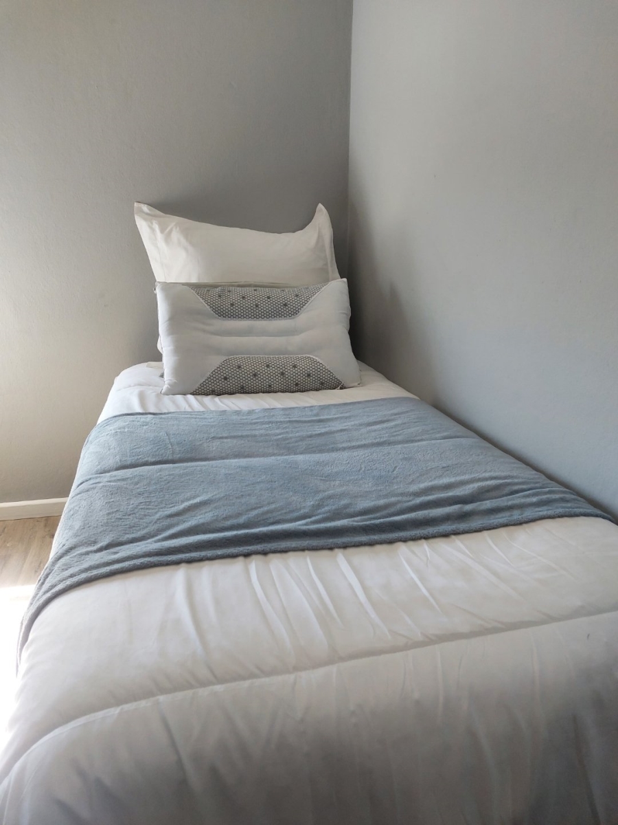 3 Bedroom Property for Sale in Annlin Gauteng