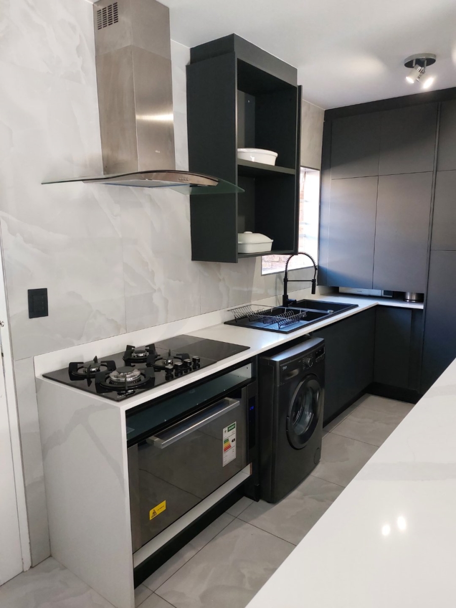3 Bedroom Property for Sale in Annlin Gauteng