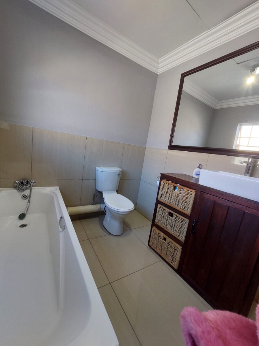 3 Bedroom Property for Sale in Annlin Gauteng
