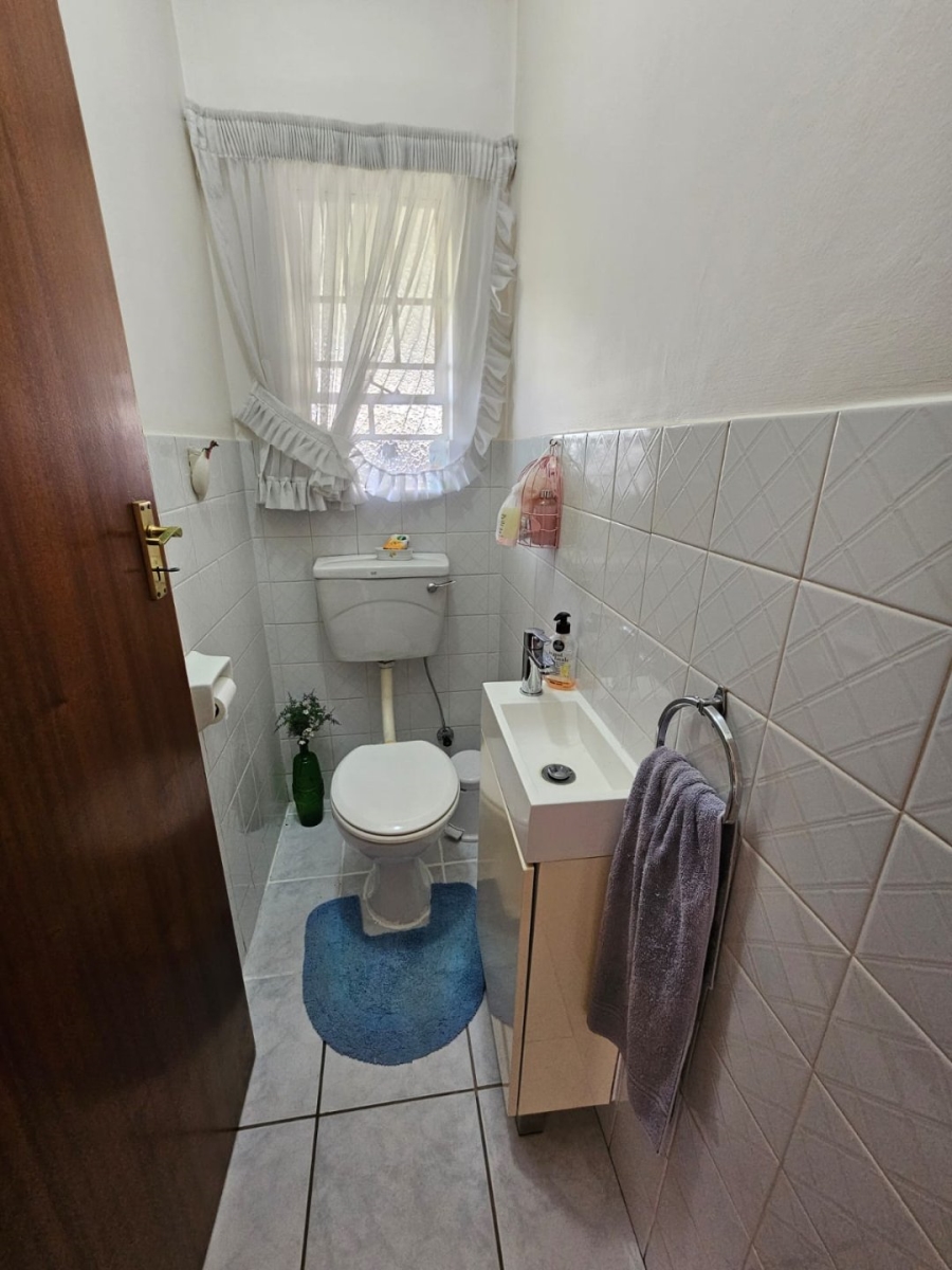 2 Bedroom Property for Sale in Norton Park Gauteng