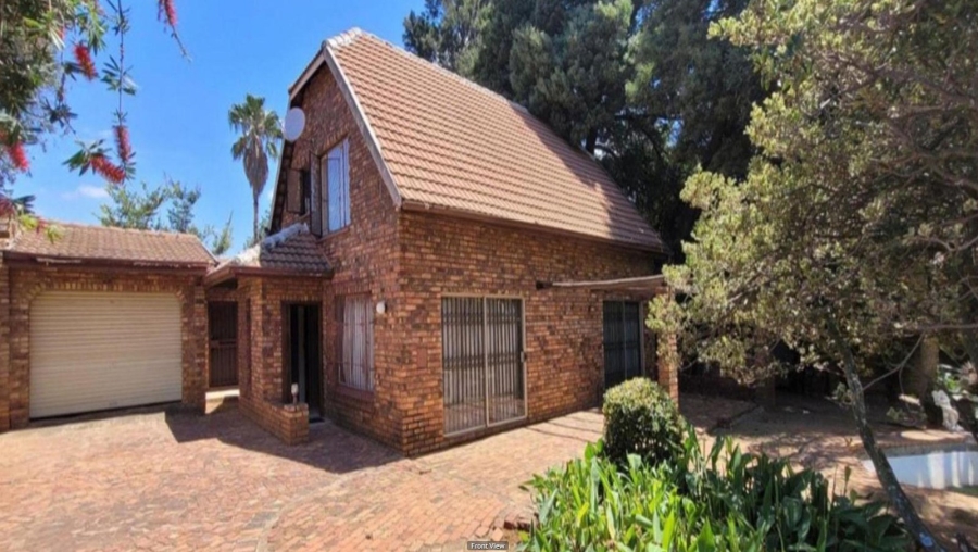 2 Bedroom Property for Sale in Birch Acres Gauteng