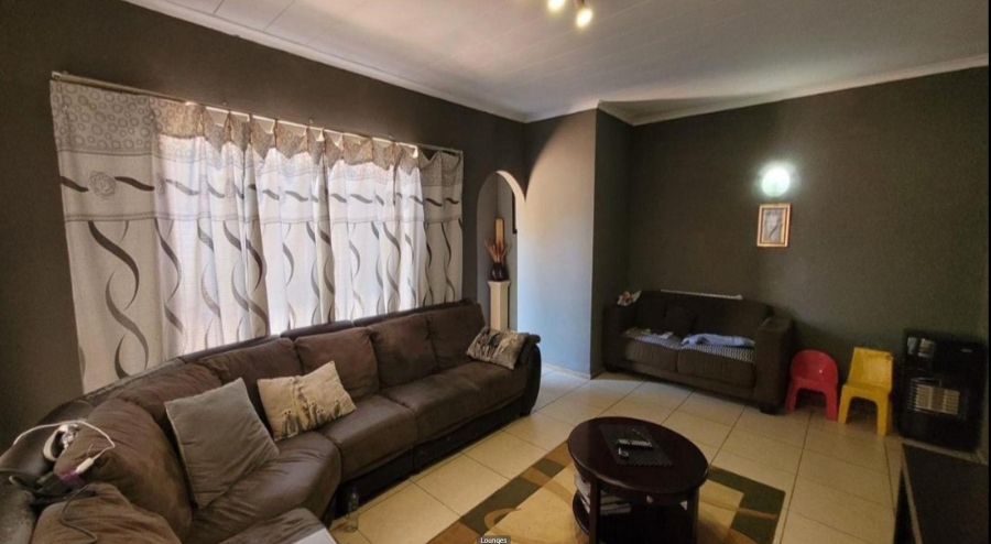 2 Bedroom Property for Sale in Birch Acres Gauteng