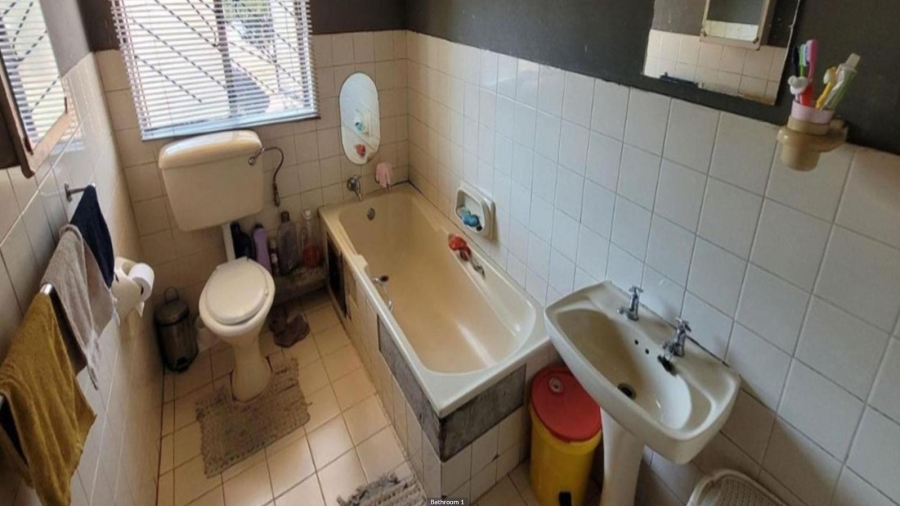 2 Bedroom Property for Sale in Birch Acres Gauteng