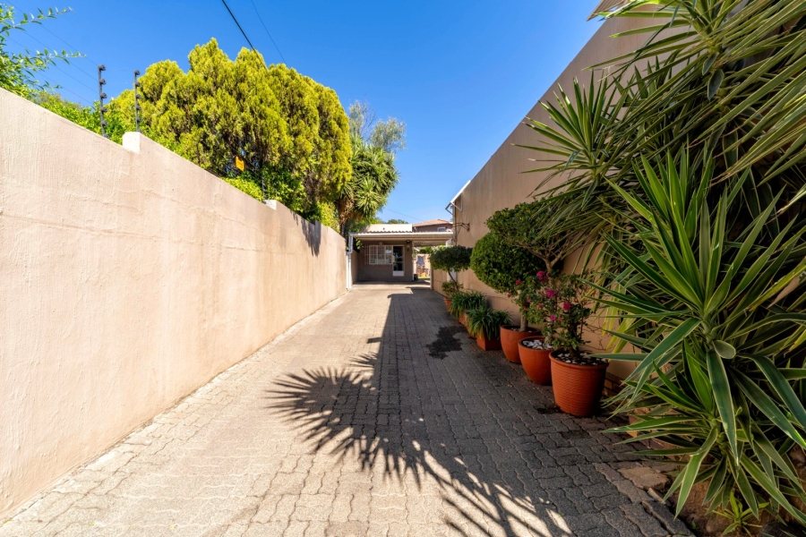 3 Bedroom Property for Sale in Northwold Gardens Gauteng