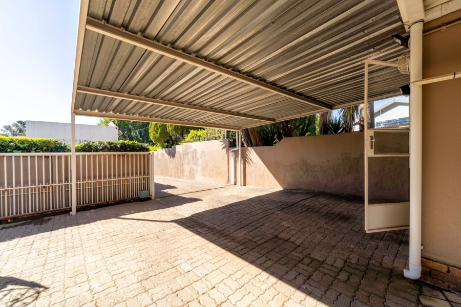 3 Bedroom Property for Sale in Northwold Gardens Gauteng
