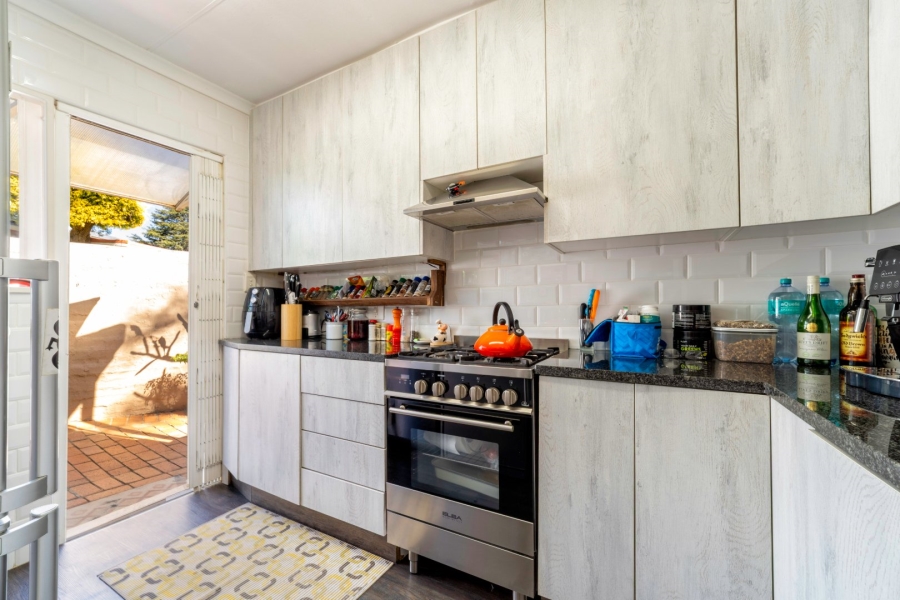 3 Bedroom Property for Sale in Northwold Gardens Gauteng