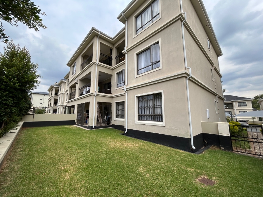 To Let 3 Bedroom Property for Rent in Crowthorne AH Gauteng
