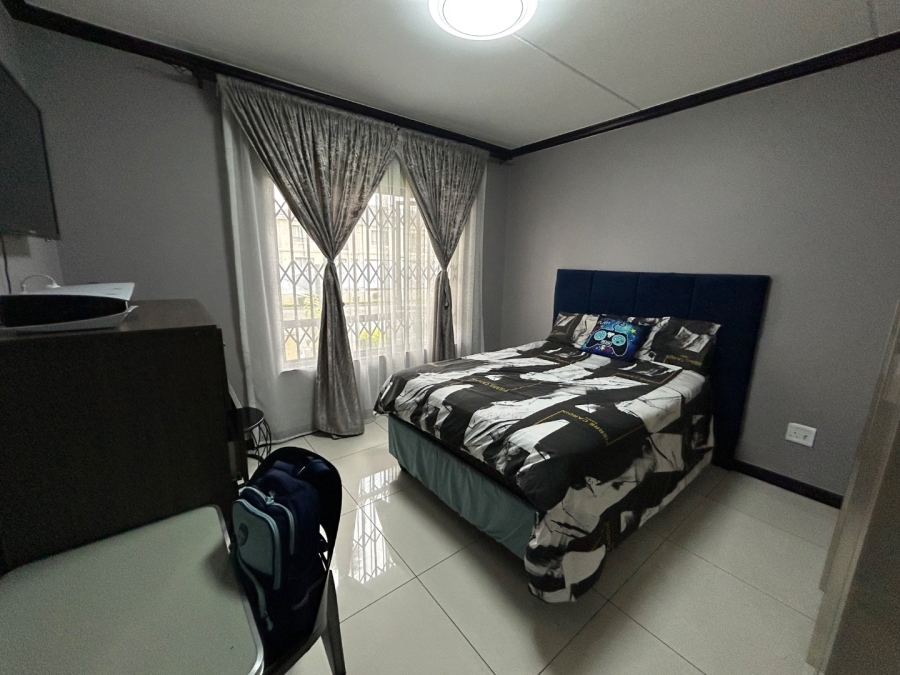 To Let 3 Bedroom Property for Rent in Crowthorne AH Gauteng