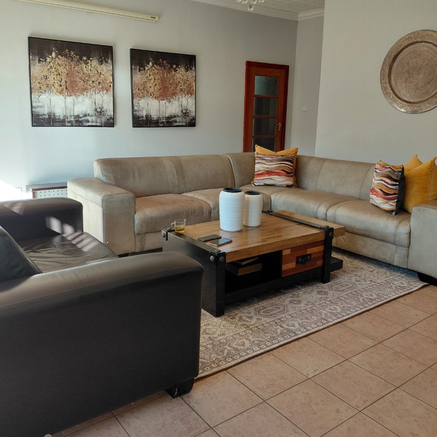 To Let 1 Bedroom Property for Rent in Waterkloof Gauteng