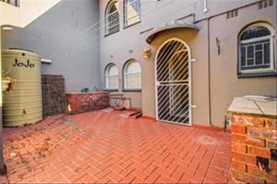 3 Bedroom Property for Sale in Goedeburg Gauteng